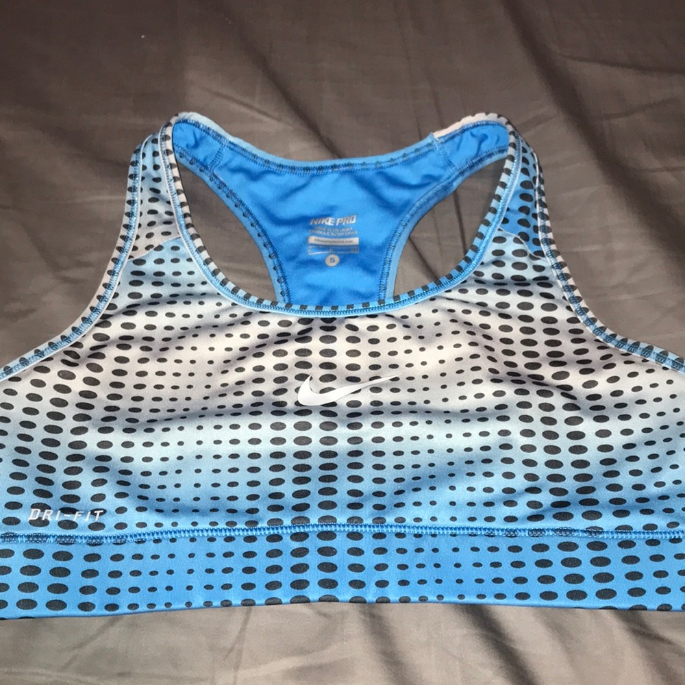 Nike Pro Sports Bra